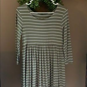 Green striped dress by Arizona Sz Medium